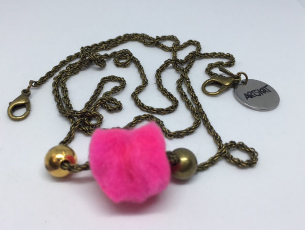 collar-mask ArtSkat PACK uno cadena bronce pompón fucsia