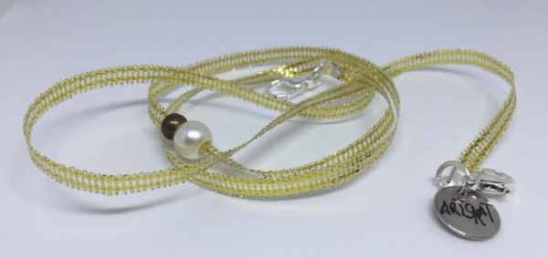 collar-mask ArtSkat PACK UNO CORDON DORADO MARÍA
